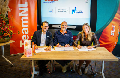 Caspar en anderen ondertekenen